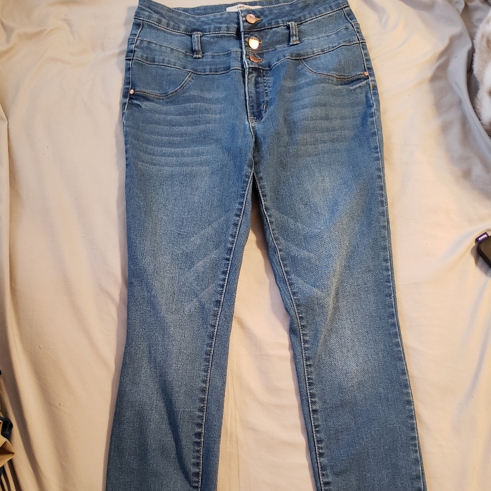 High waisted skinny jeans